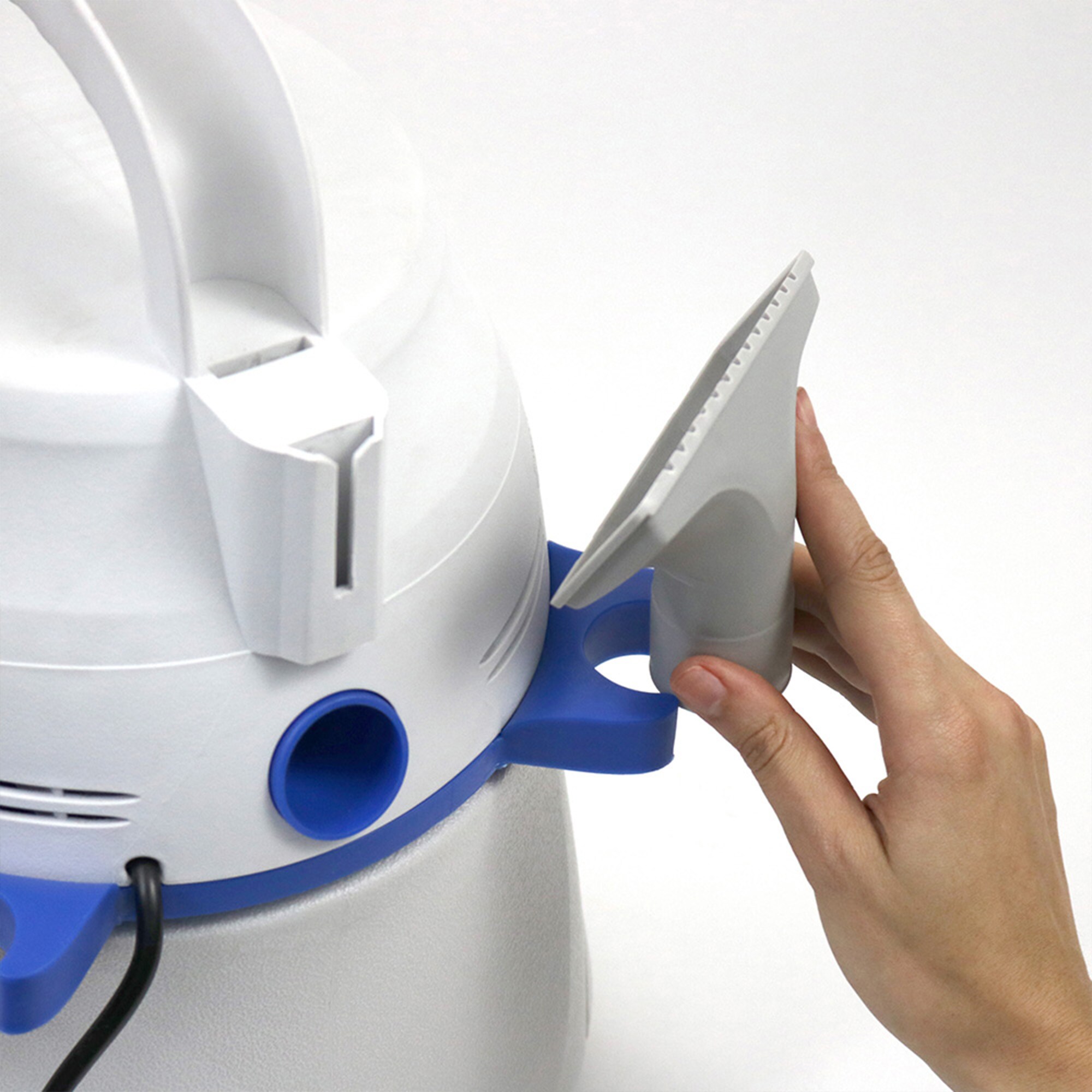 Koblenz 3-Gallons 2-HP Corded Wet/Dry Shop Vacuum with Accessories Included