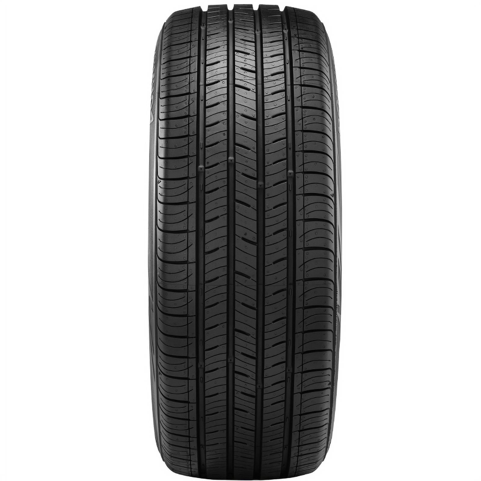 Kumho Solus TA31 All-Season Tire - 215/55R17 94V