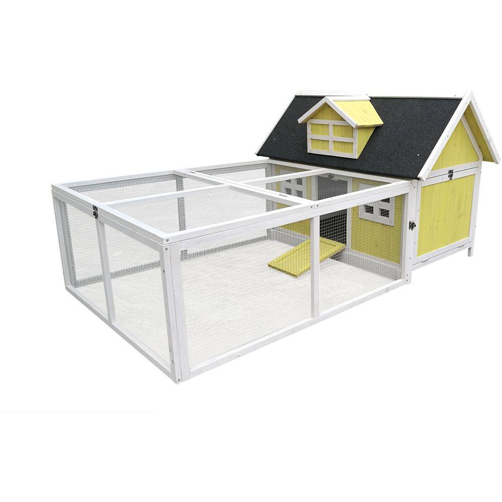 Hanover HANCC0103-YEL Outdoor Wooden Chicken Coop with Ram
