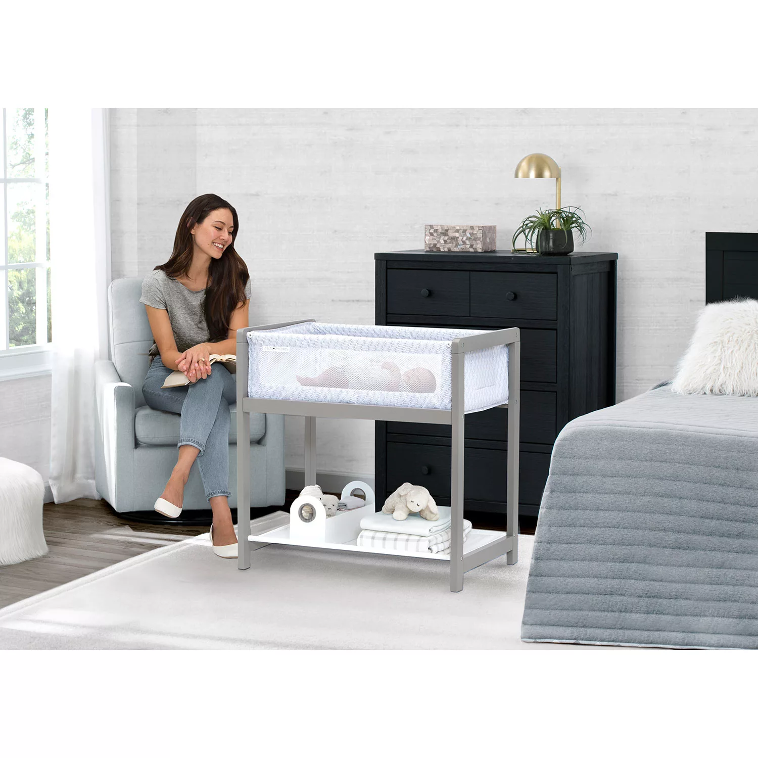 Delta Children Classic Wood Bedside Bassinet Sleeper - Portable Crib with High-End Wood Frame. Link