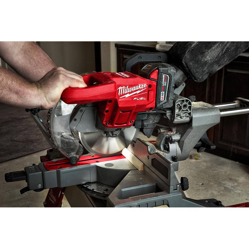 Milwaukee 2733-20 M18 FUEL 18V Lithium-Ion Brushless Cordless 7-1/4 in. Dual Bevel Sliding Compound Miter Saw (Tool-Only)