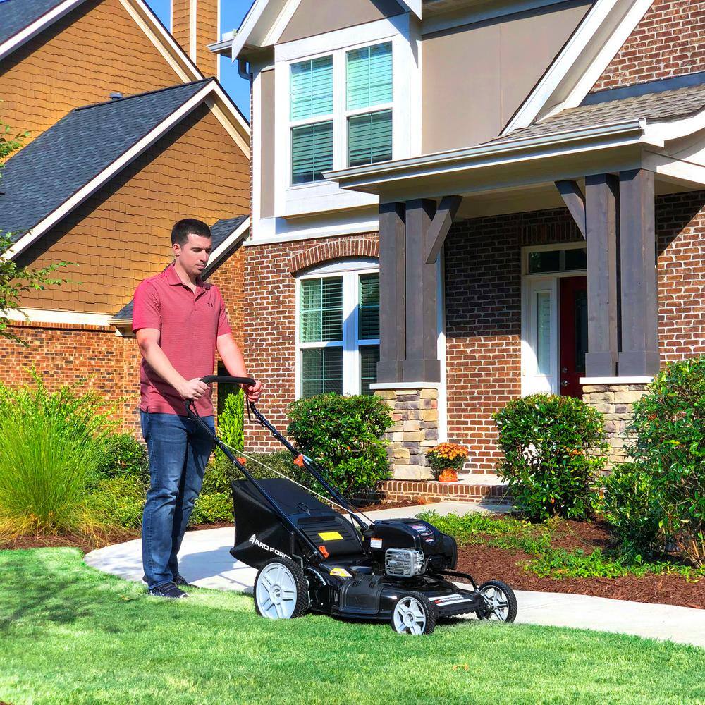 YARD FORCE YF22-3N1SP 21 in. EX625 Briggs and Stratton Just Check and Add Self-Propelled RWD Walk-Behind Mower