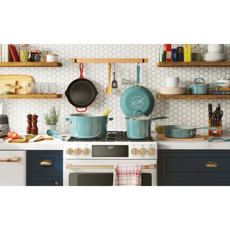 Le Creuset LS2024-2667 Enameled Cast Iron Signature Iron Handle Skillet. 10.25″ (1-3/4 qt.). Cerise