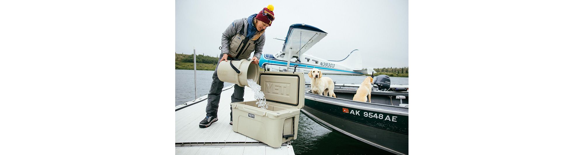 YETI LoadOut Bucket - Tan