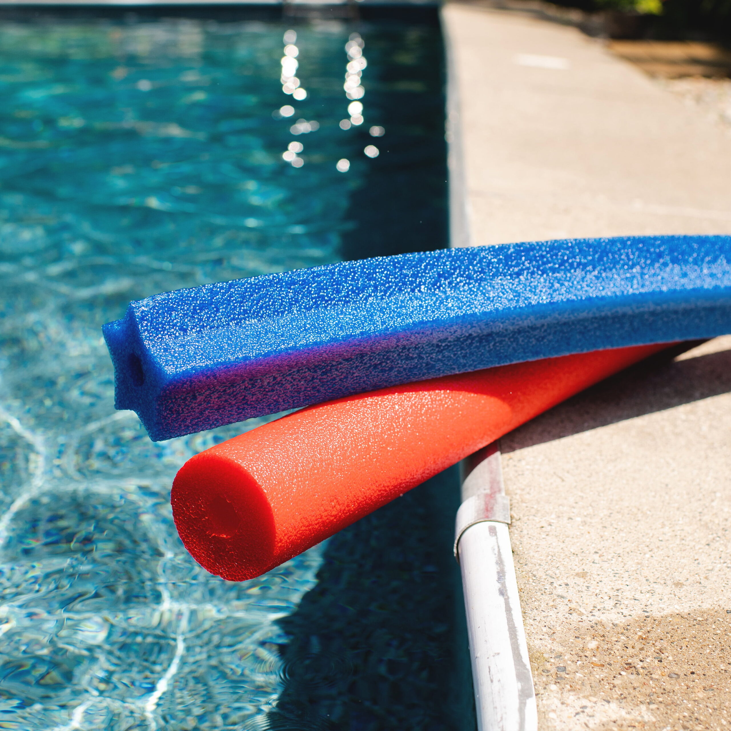 Big Joe Mega Swim Noodle 12 Pack Pool Noodles. Red Round. Blue Star Foam. 4 Feet