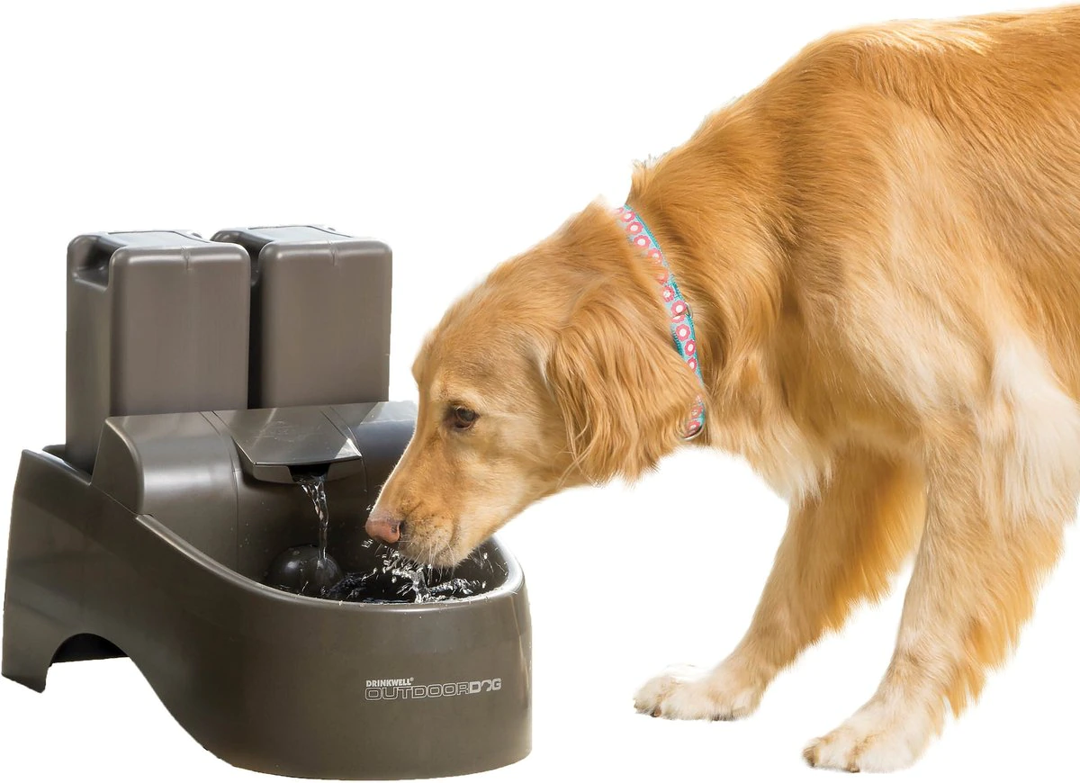 PetSafe Drinkwell Outdoor Plastic Dog & Cat Fountain. 450-oz