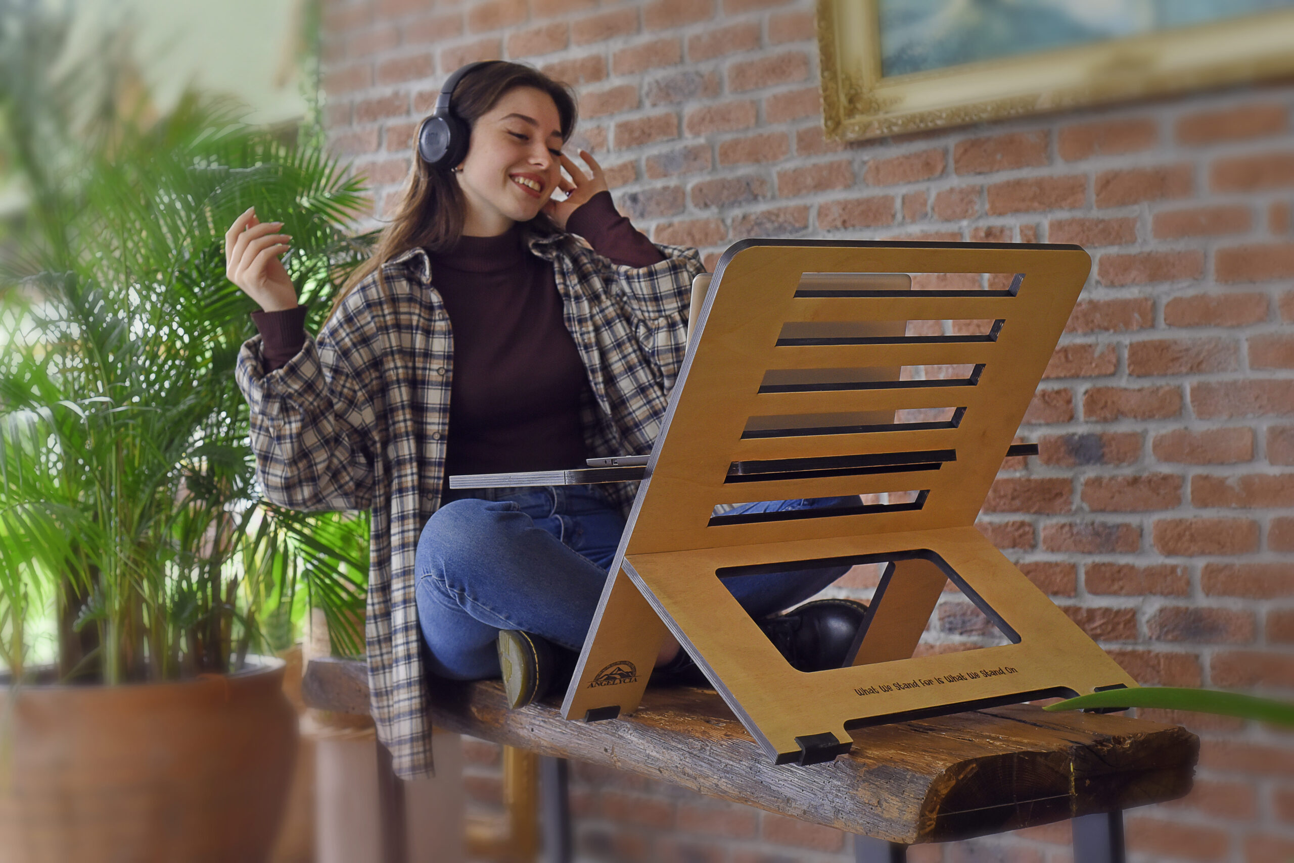 BIGBIGMART Angelycia Standing Desk with 1 Shelf Adjustable Height. Practical as Office Desk. Home Office Desks. Convenient as Computer Table. Laptop Riser. Monitor Stand for Desk. Flexispot Stand Up Desk