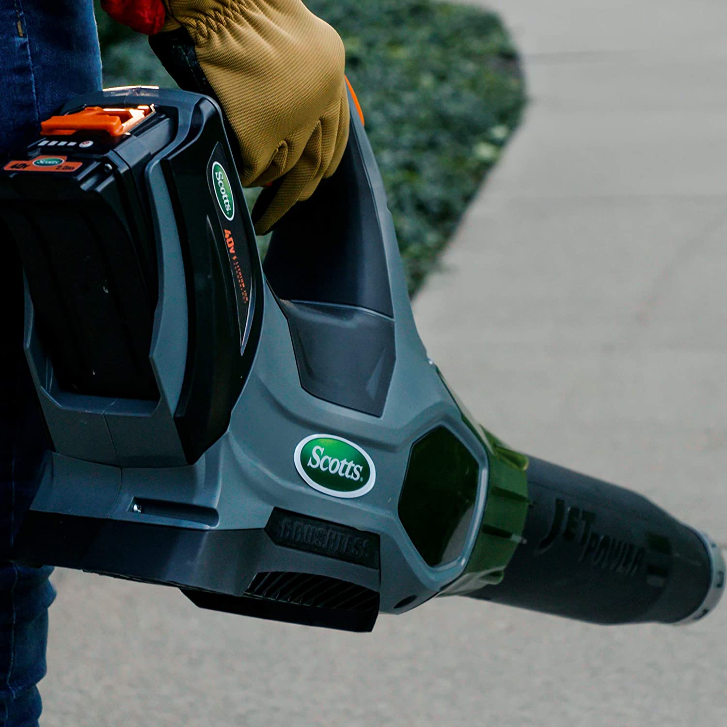 Scotts Outdoor Power Tools LB20040S 40-Volt 140 MPH Cordless Leaf Blower. 2AH Battery & Fast Charger Included