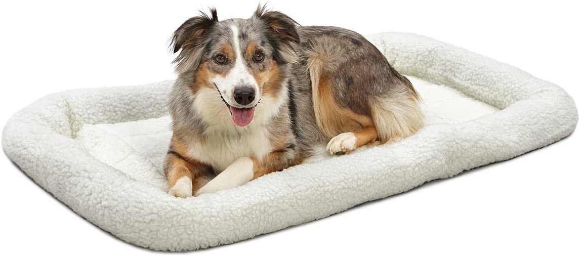 MidWest Quiet Time Fleece Dog Crate Mat. White Fleece. 42 x 26 inch