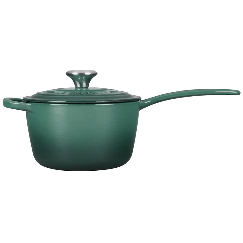 Le Creuset LS2518-16795SS Signature Enameled Cast Iron Saucepan. 1-3/4-Quart. Artichaut