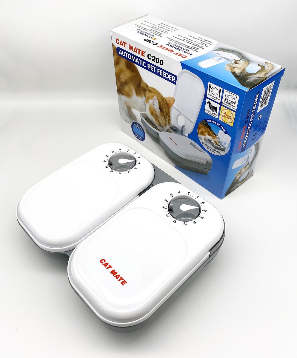 Cat Mate C200 2-Bowl Automatic Dog & Cat Feeder. 4-cup