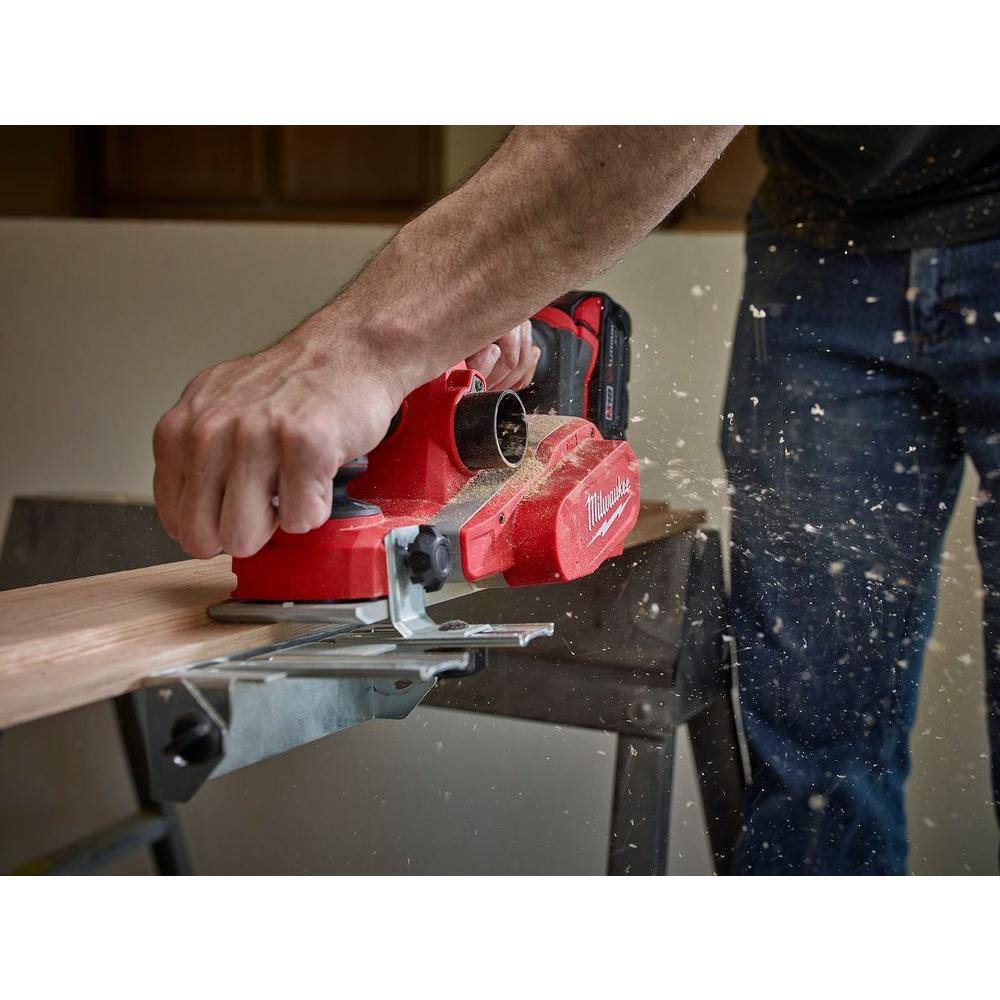 Milwaukee 2623-20 M18 18V Lithium-Ion Cordless 3-1/4 in. Planer (Tool-Only)