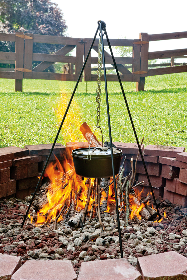 Lodge 5TP2 60″ Camp Dutch Oven Tripod with 36″ Chain