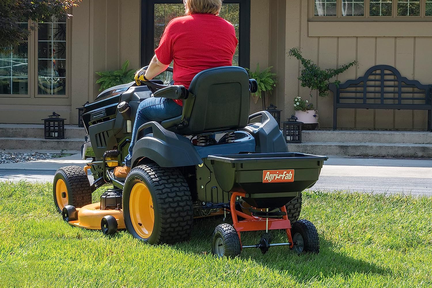 Agri-Fab 45-0530-131. 85 lb. Tow Broadcast Spreader