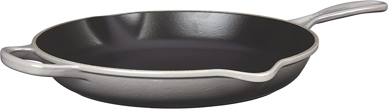 Le Creuset LS2024-307F Enameled Cast Iron Signature Iron Handle Skillet. 11.75″ (2-3/8 qt.). Oyster