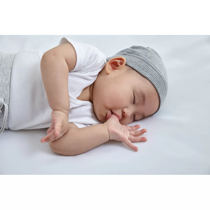 Sealy Baby OptiCool 2-Stage Dual Firmness Waterproof Standard Toddler & Baby Crib Mattress - Lightweight Soybean Cool Gel Memory Foam. 51.7 x 27.3″ EM822-GTS1