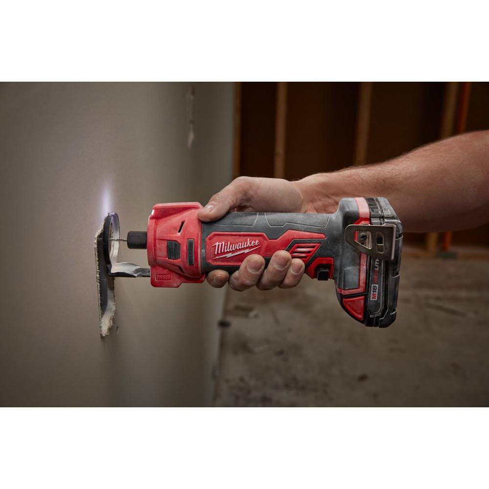 Milwaukee 2627-20 M18 18V Lithium-Ion Cordless Drywall Cut Out Rotary Tool (Tool-Only)