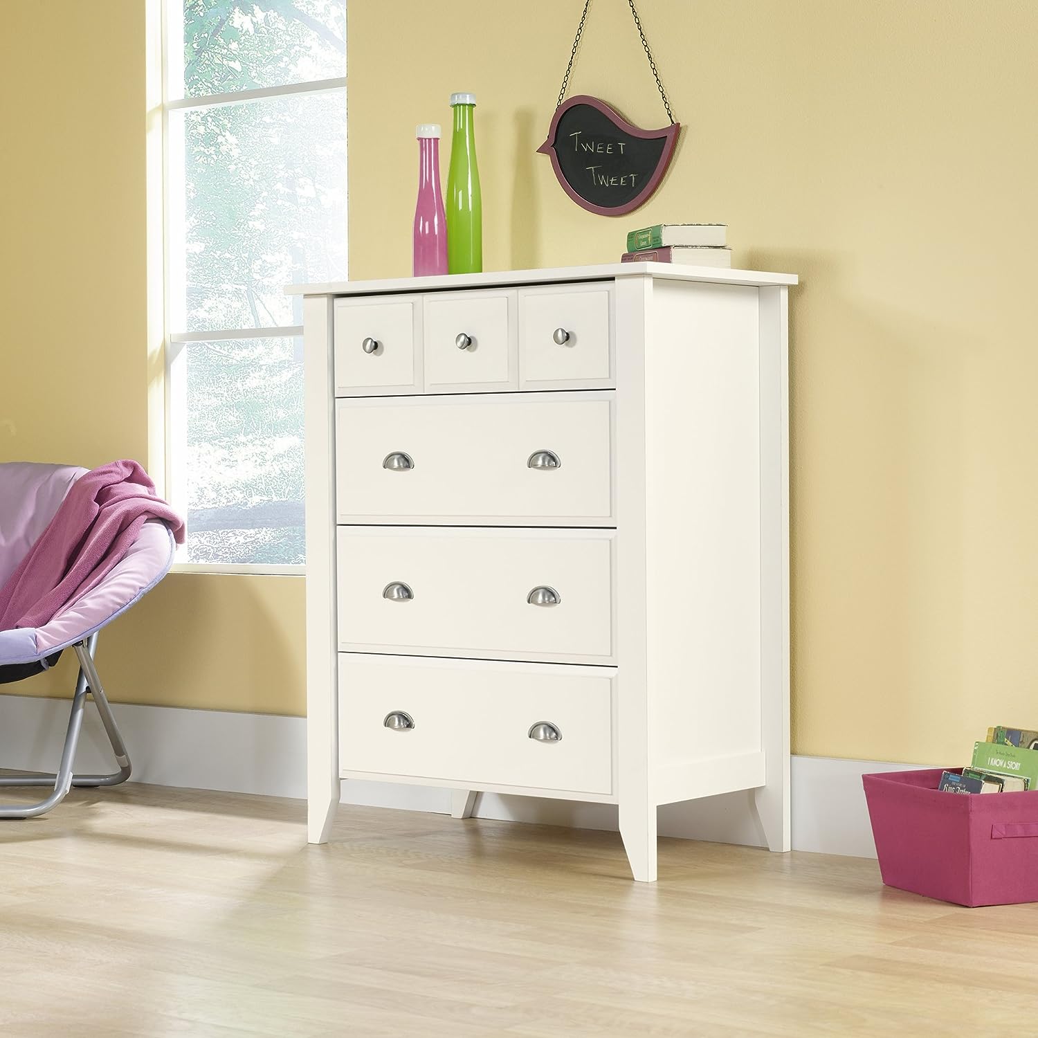 Sauder Shoal Creek 4-Drawer Dresser. L: 34.72″ x W: 18.58″ x H: 42.68″. Soft White finish