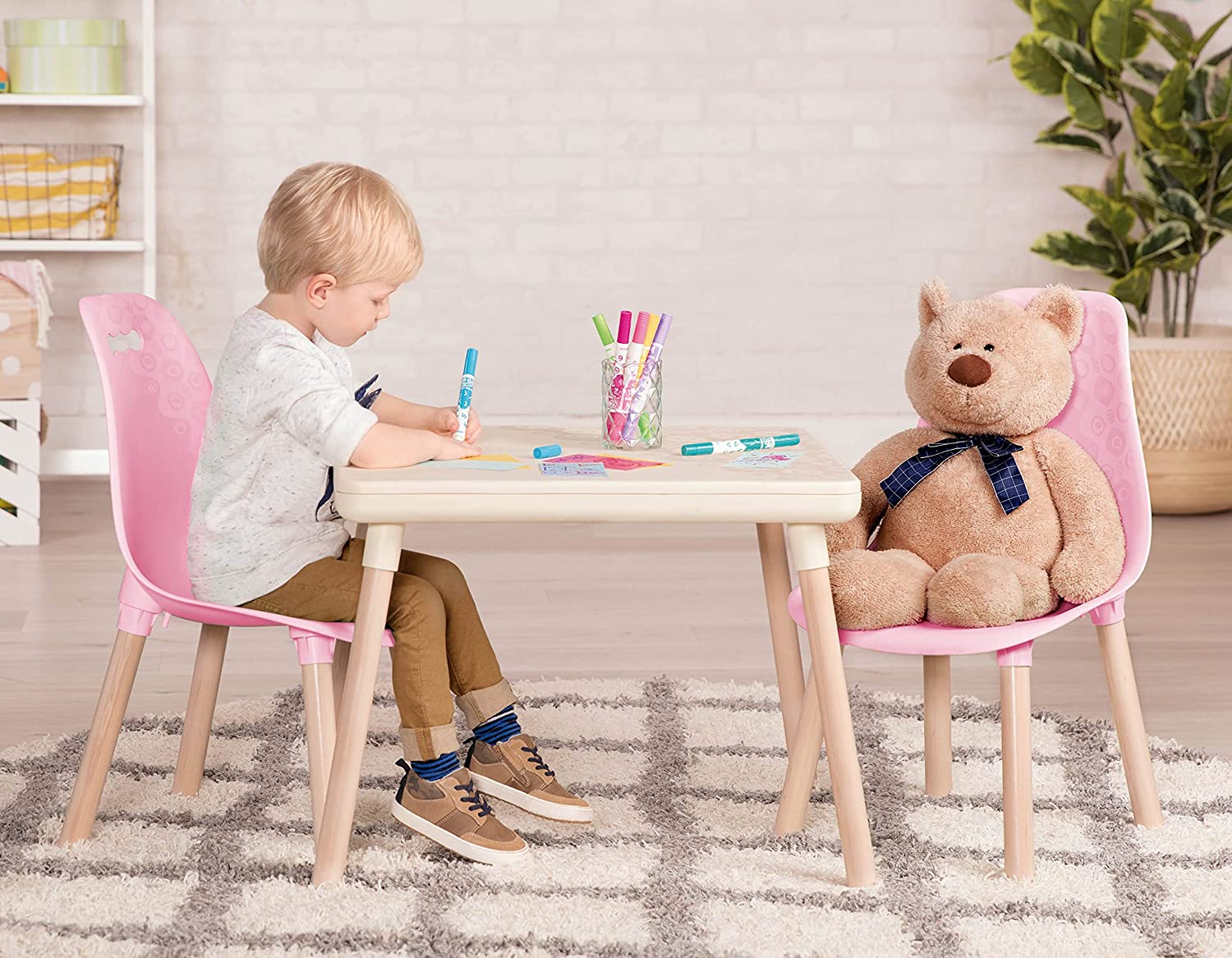 B. Spaces – Kids Table and Chair Set – 1 Craft Table & 2 Kids Chairs – Natural Wooden Legs – Furniture for Kids – Pink & Ivory – 3 Years + (BX2041C1Z)
