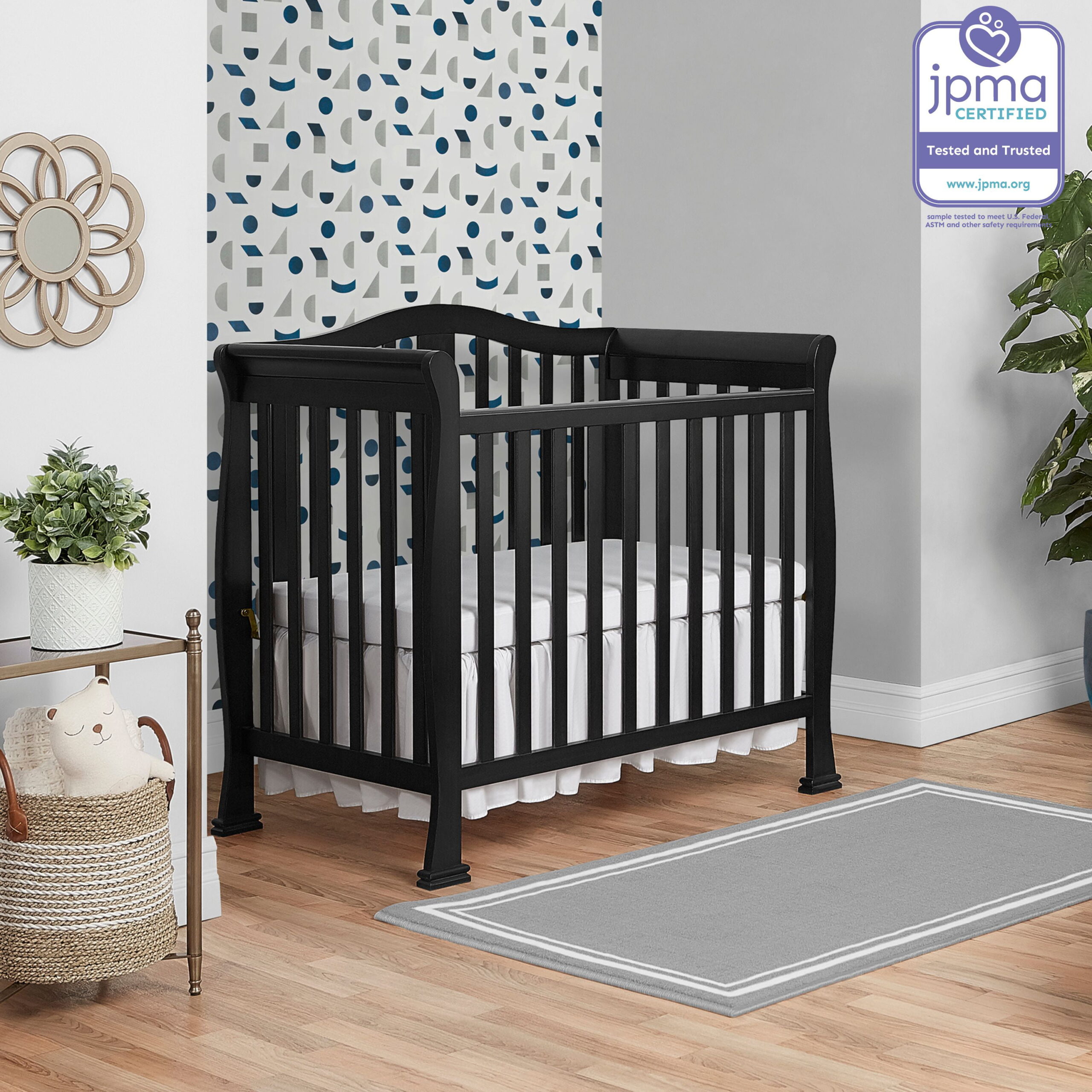 Dream On Me Naples 4-in-1 Convertible Mini Crib. Black