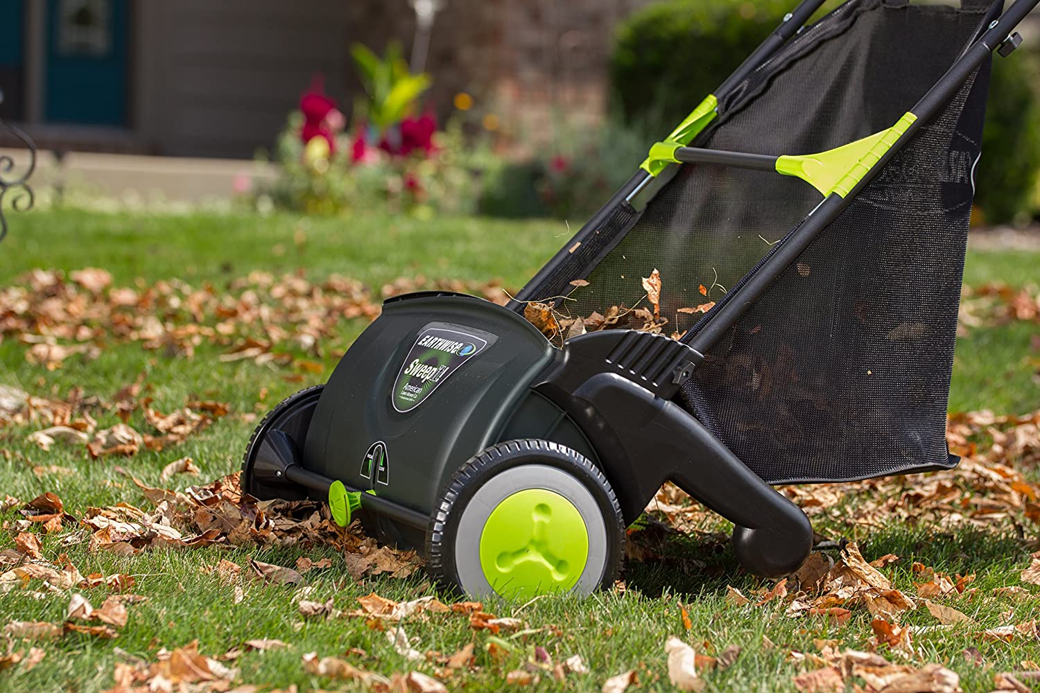 Earthwise LSW70021 21-Inch Leaf & Grass Push Lawn Sweeper. Width. Black