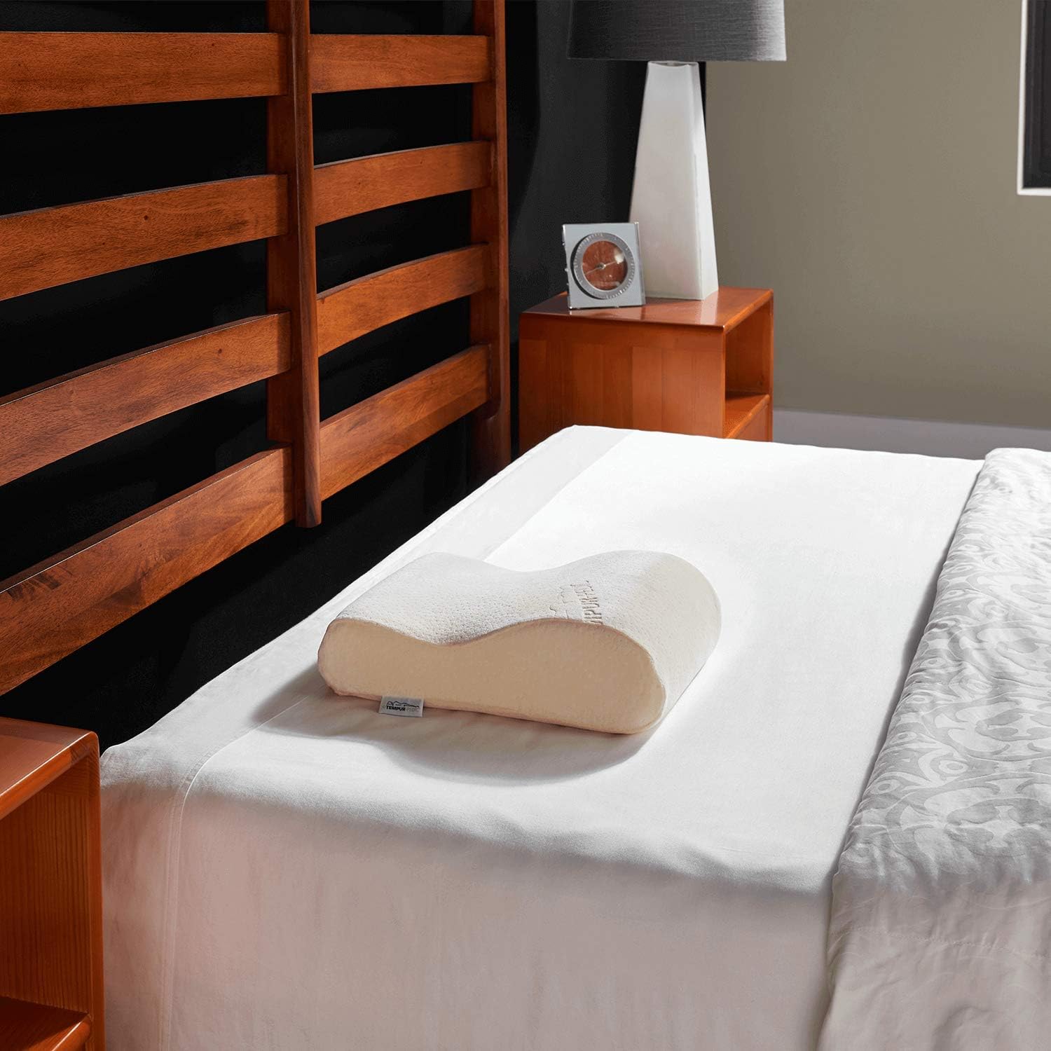 Tempur-Pedic TEMPUR Neck Pillow. Travel. White