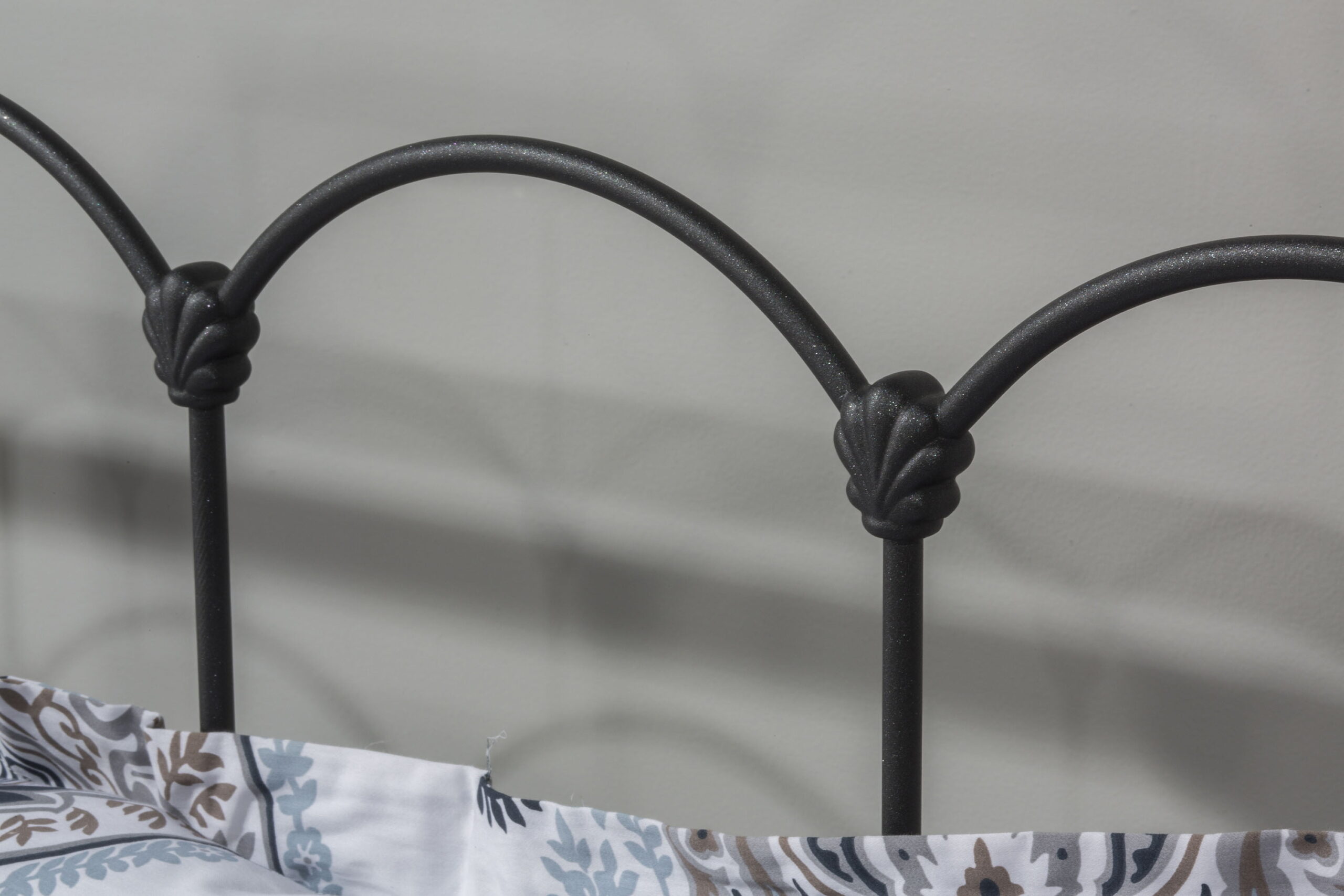 Hillsdale Furniture Jocelyn Vintage Metal Full Headboard. Black Sparkle