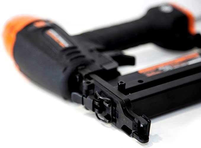 WEN 4-in-1 18-Gauge Pneumatic Flooring Nailer and Stapler