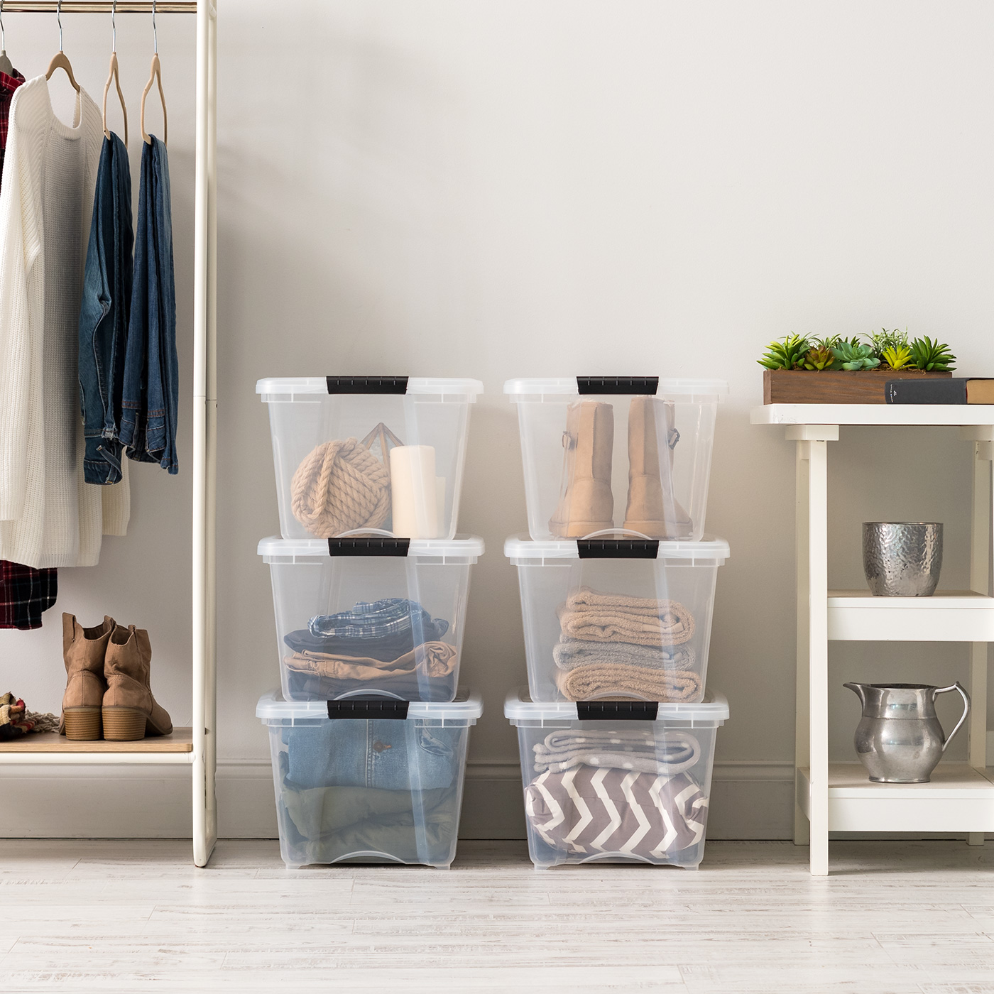 IRIS USA 32 Qt Clear Plastic Storage Box with Latches. 6 Pack