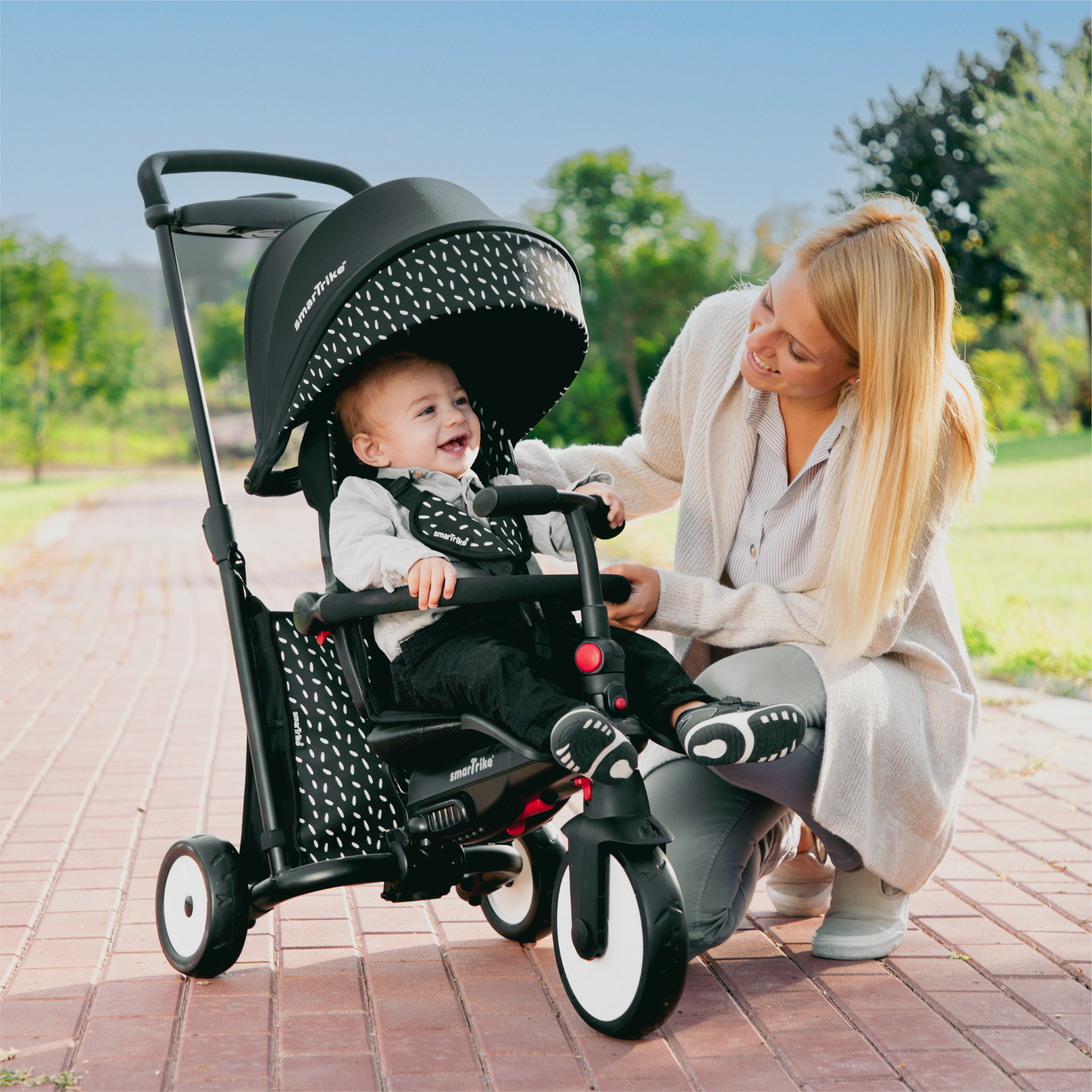 smarTrike 6 in 1 Modular Toddler Stroller Tricycle with 1 Handed Steering