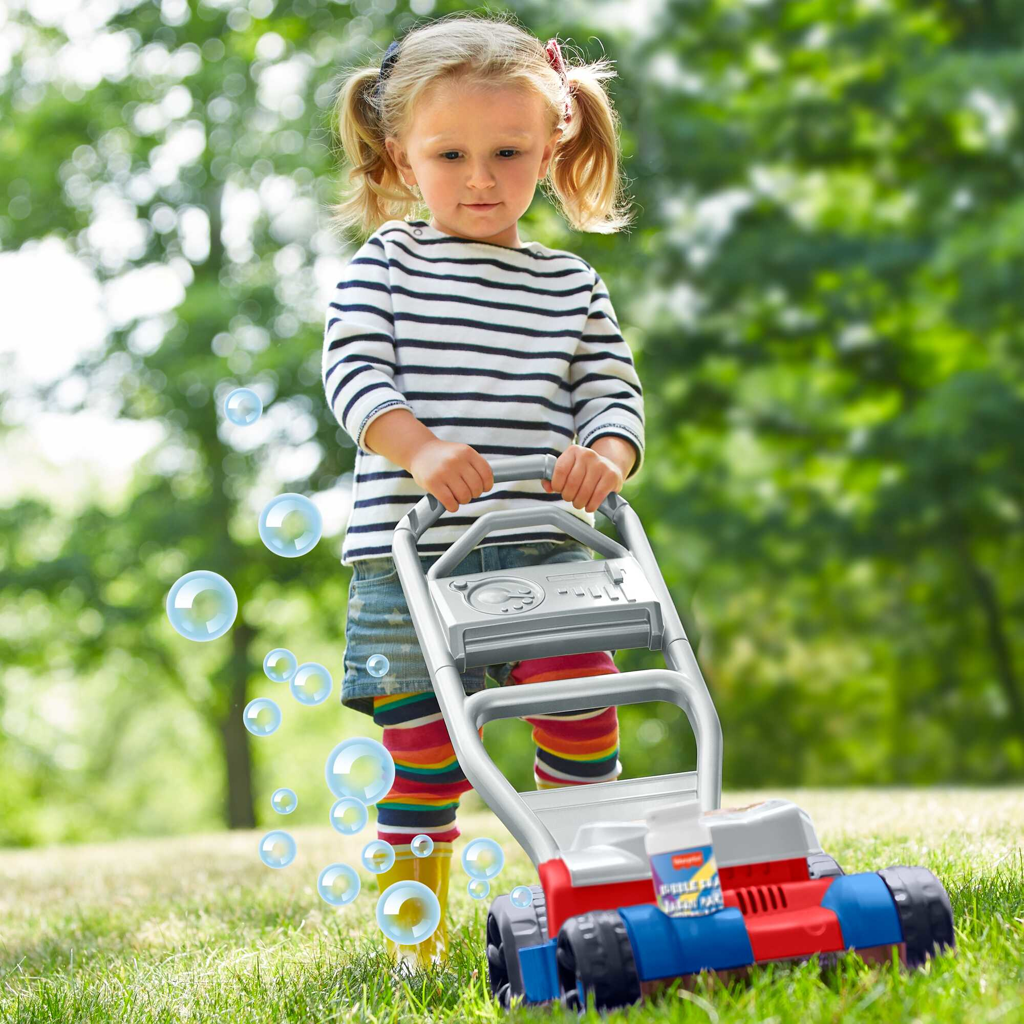 Fisher-Price Bubble Mower with Realistic Sounds. Push and Pull