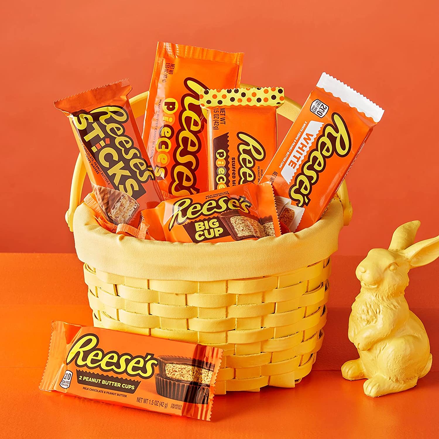 REESE-S Assorted Milk Chocolate White Creme Peanut Butter Candy. (30 Pieces)