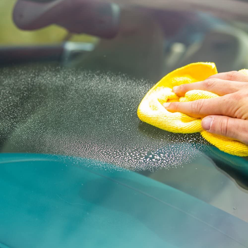 Invisible Glass Premium Glass Cleaner 19-Ounce Can - Case of 3