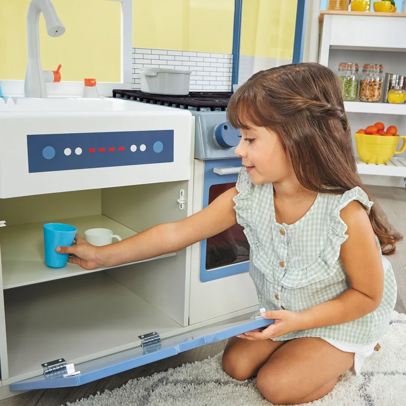 Little Tikes Wood Chef-s Play Kitchen with Realistic Lights Sounds. 20+ Interactive Accessories Set. Dual-Sided White & Blue Wooden Play Kitchen- Gift for Kids Girls Boys. Pretend Toy for Ages 3 4 5+