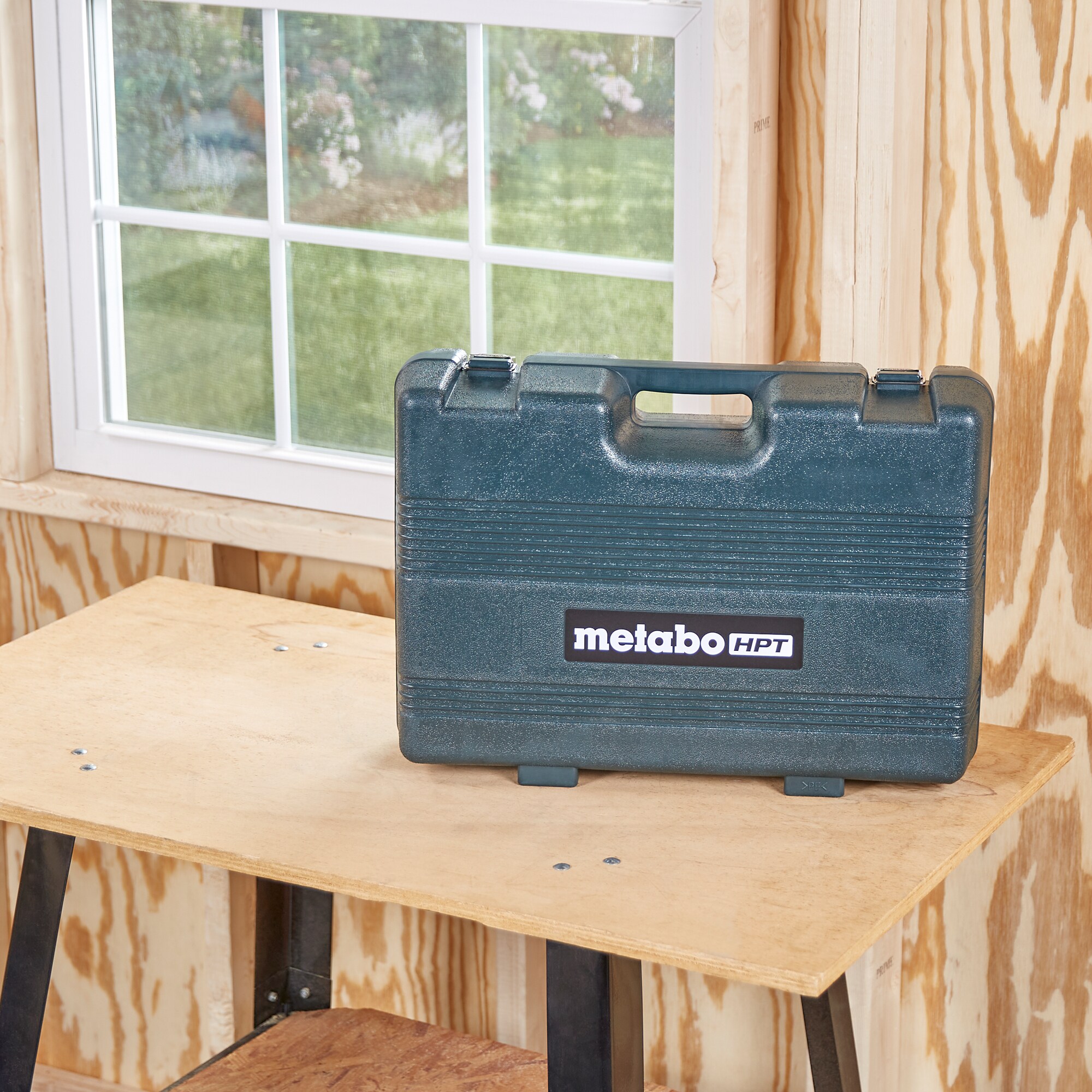 Metabo HPT 1/4-in and 1/2-in 2.25-HP Variable Speed Combo Fixed/Plunge Corded Router Hard Case (Tool Only)