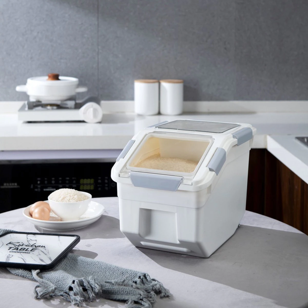 HANAMYA Pet Food Storage Container with Measuring Cup 10lbs. White & Gray