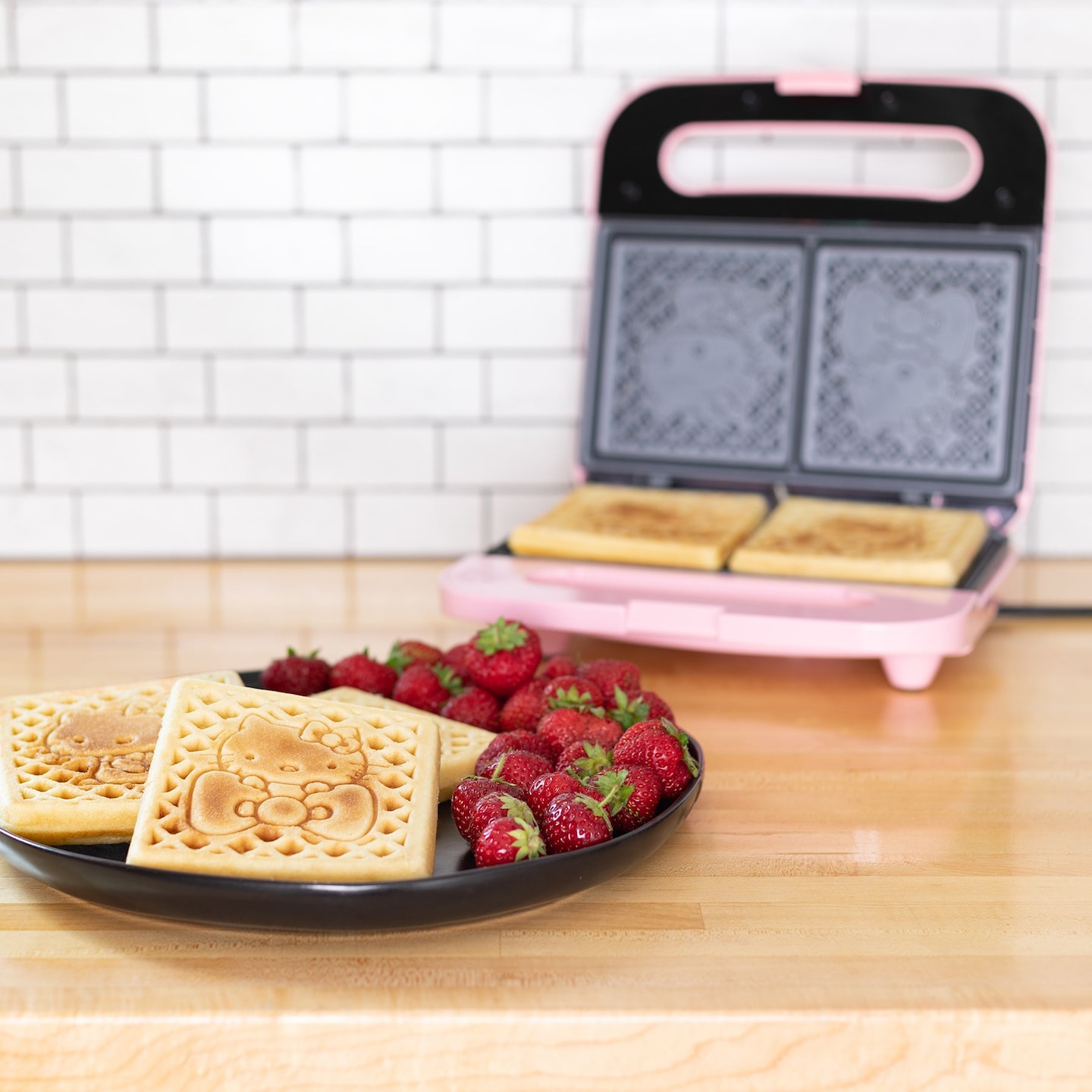 Uncanny Brands Hello Kitty Double-Square Waffle Maker