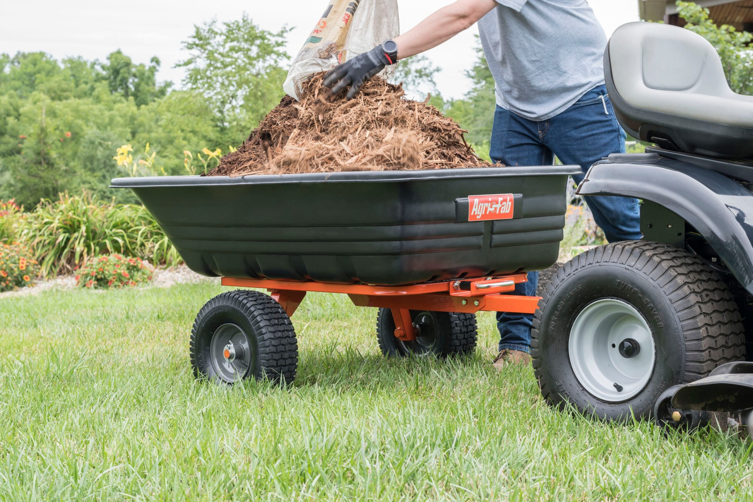 Agri-Fab 45-0552 12-Cu Ft Poly Cart