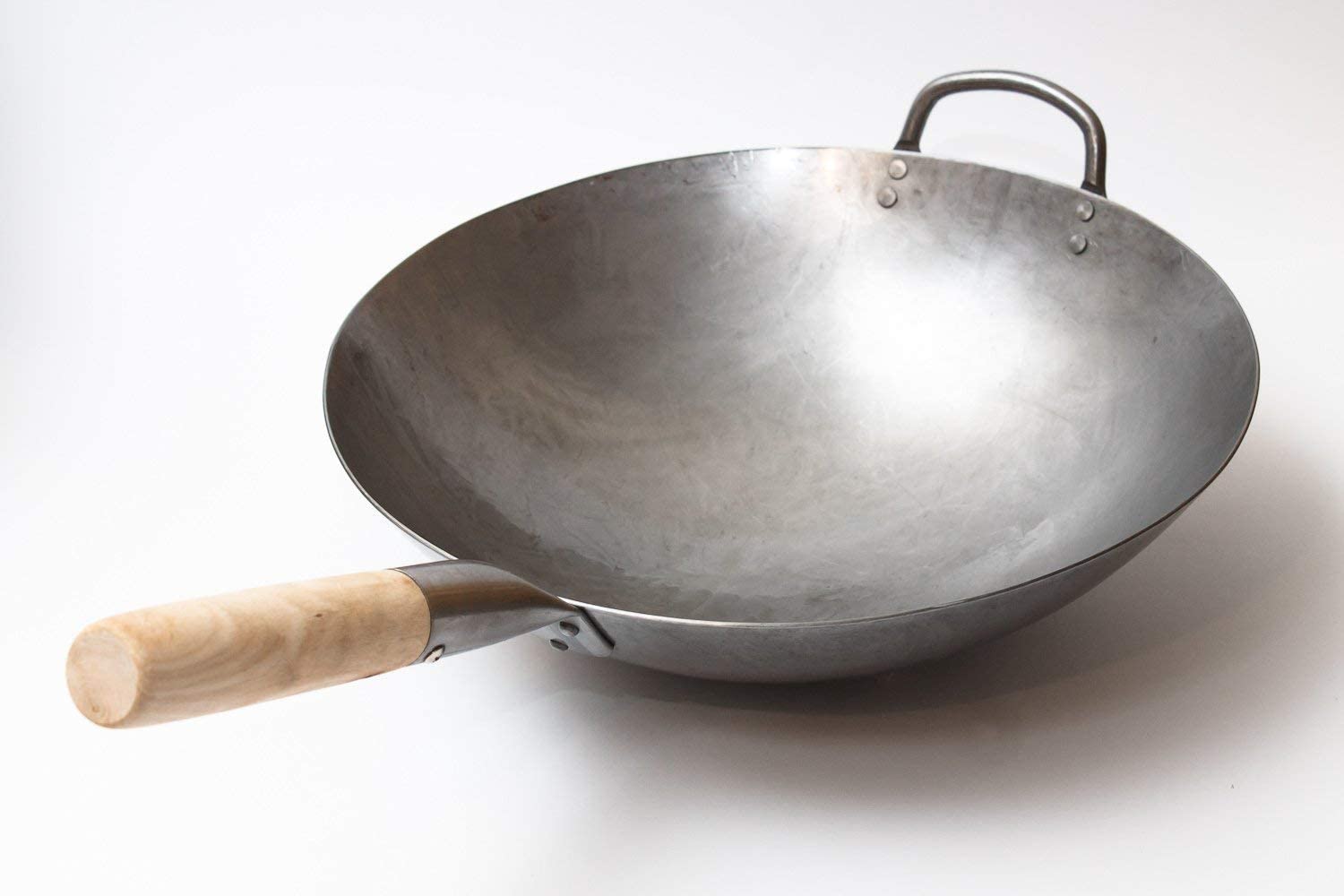 Craft Wok Traditional Hand Hammered Carbon Steel Pow Wok with Wooden and Steel Helper Handle (14 Inch. Round Bottom) / 731W88