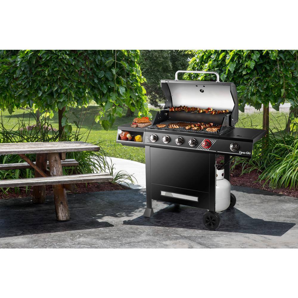 Dyna-Glo DGH474CRN-D 5-Burner Natural Gas Grill in Matte Black with TriVantage Multi-Functional Cooking System