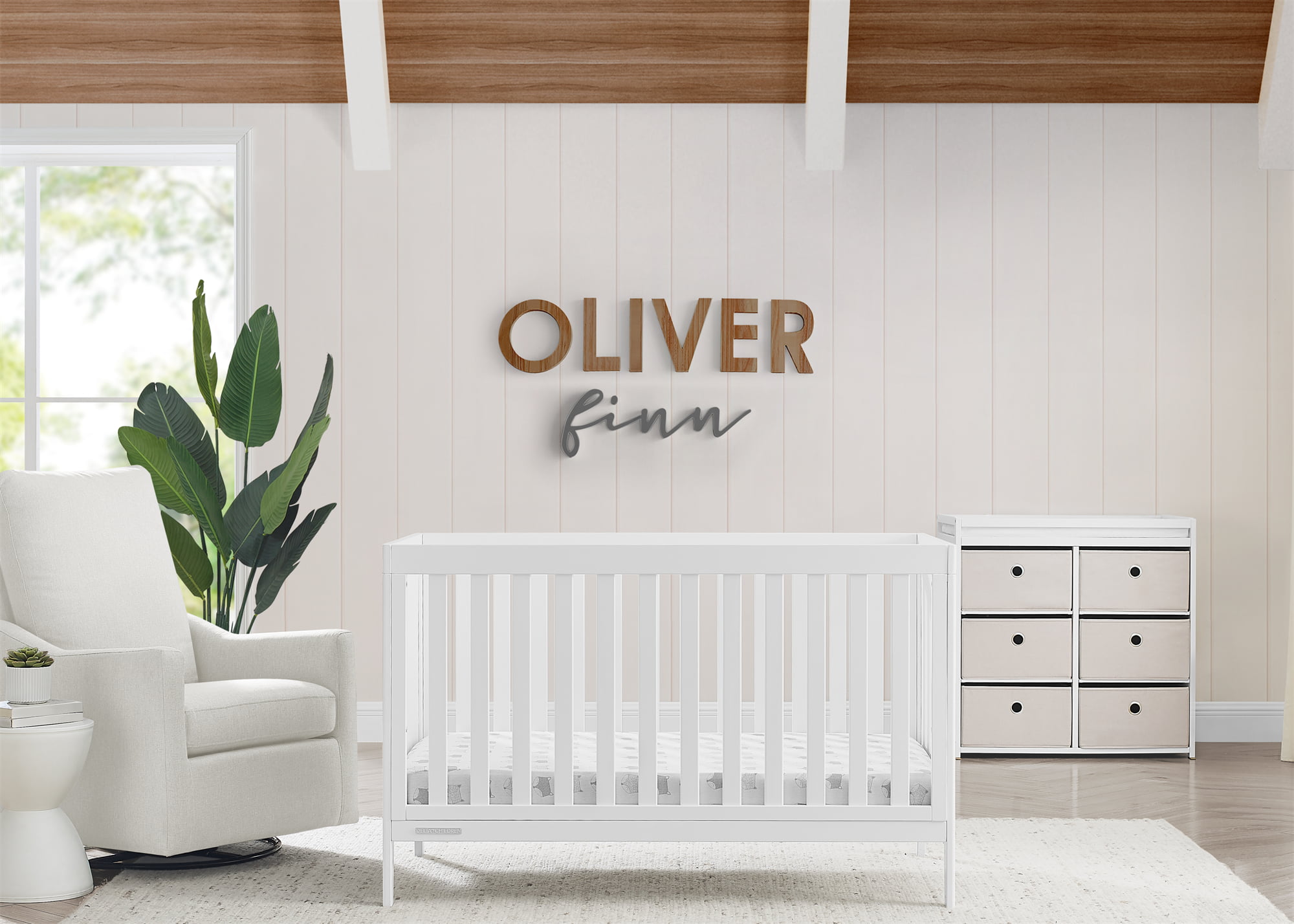 Delta Children Hayes 4-in-1 Convertible Baby Crib - Greenguard Gold Certified. Bianca White