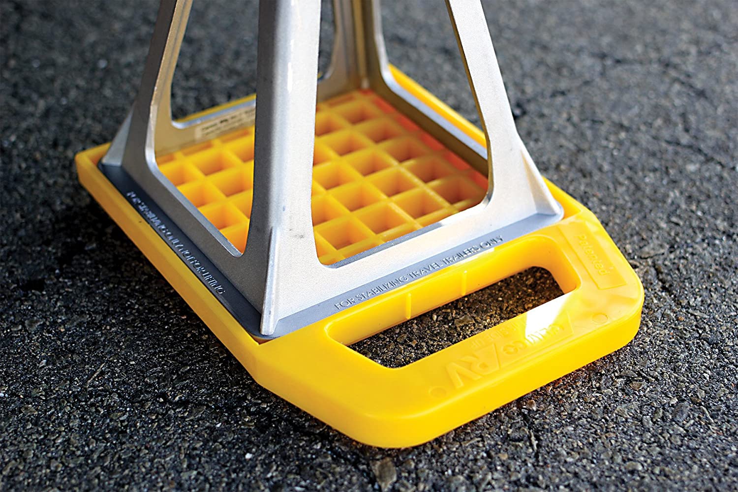 Camco RV Stabilizing Jack Pads. 6.5 Inch x 6.5 Inch Pad - 4 Pack (44595). Yellow