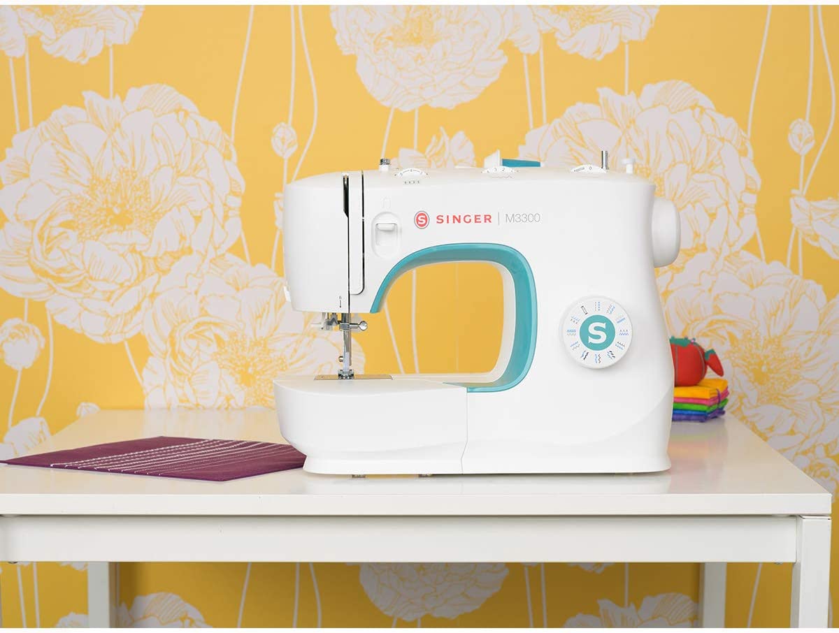 SINGER M3300 Sewing Machine with 97 Stitch Applications. & 1-Step Buttonhole - Perfect for Beginners - Sewing Made Easy . Green
