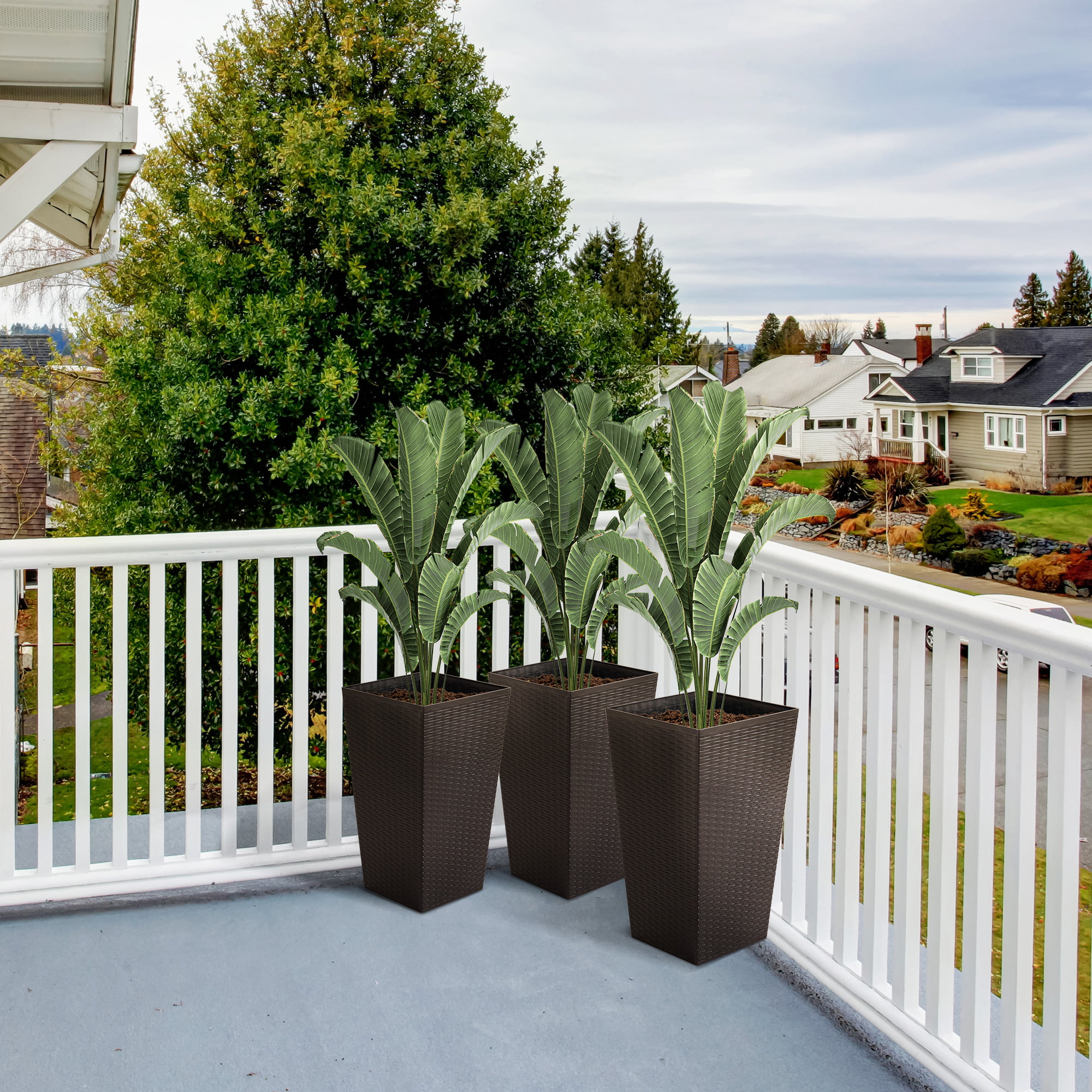 Outsunny Set of 3 Tall Planters. Outdoor & Indoor Flower Pot Set for Front Door. Entryway. Patio and Deck. Brown
