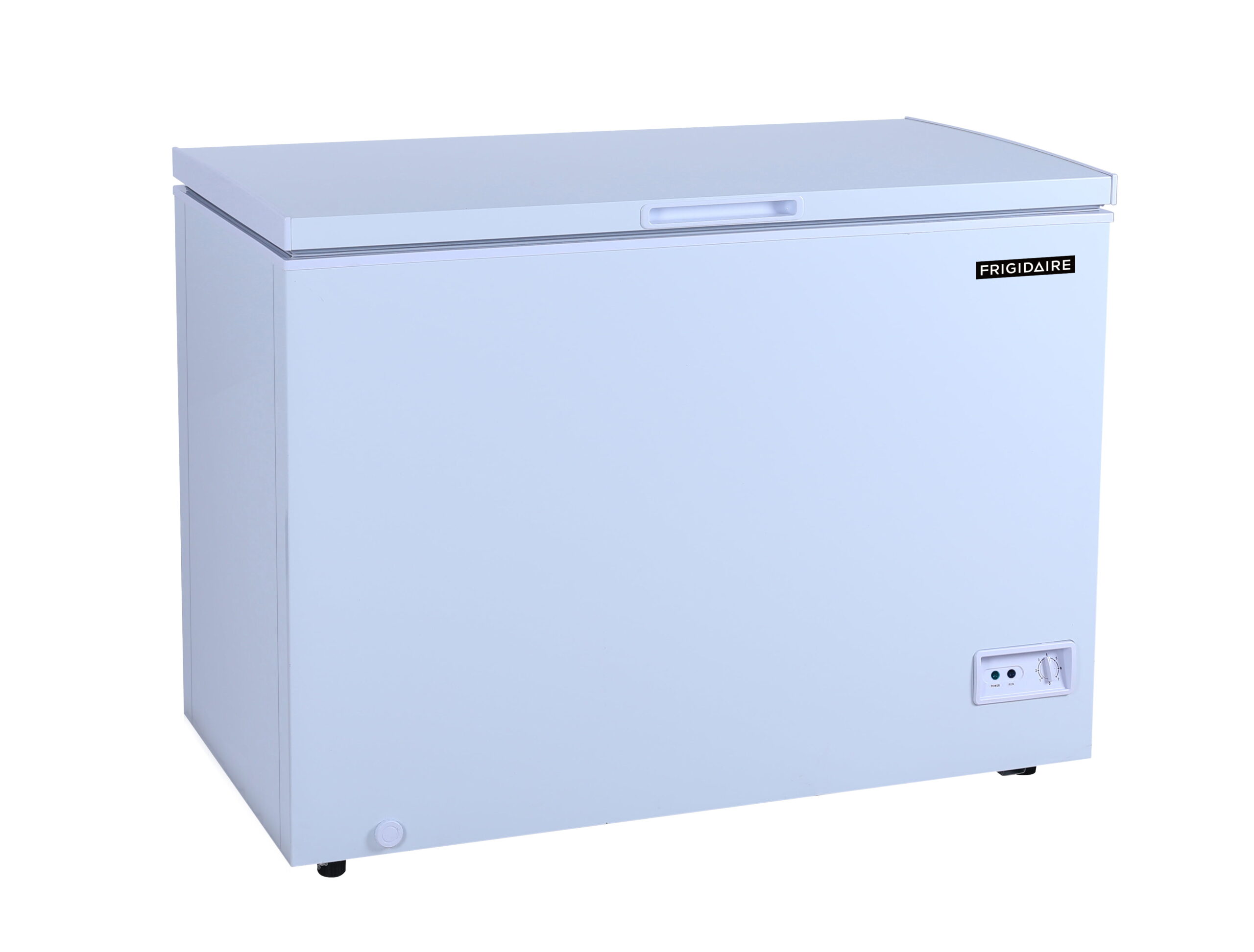 Frigidaire 10.3 Cu. ft. Chest Freezer. EFRF1003. White