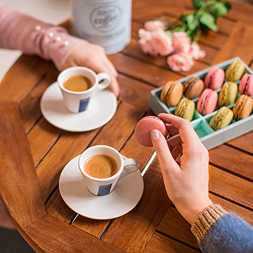 Lavazza Crema E Gusto Whole Bean Coffee Dark Roast 2lb Bag. Crema E Gusto. 2lb .Authentic Italian. Blended and roasted in Italy. Full-bodied dark roast with creamy and full-bodied. with spices notes