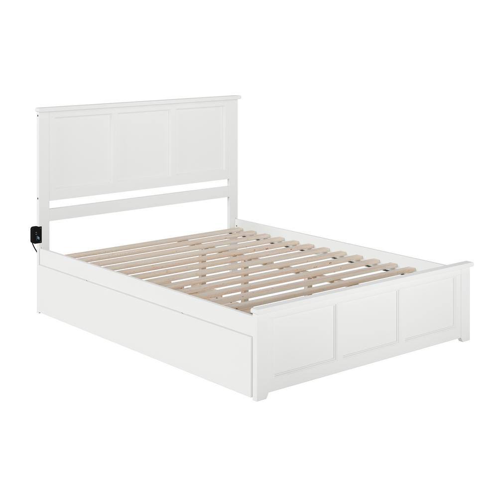 AFI  Madison White Queen Bed with Matching Footboard and Twin Extra Long Trundle