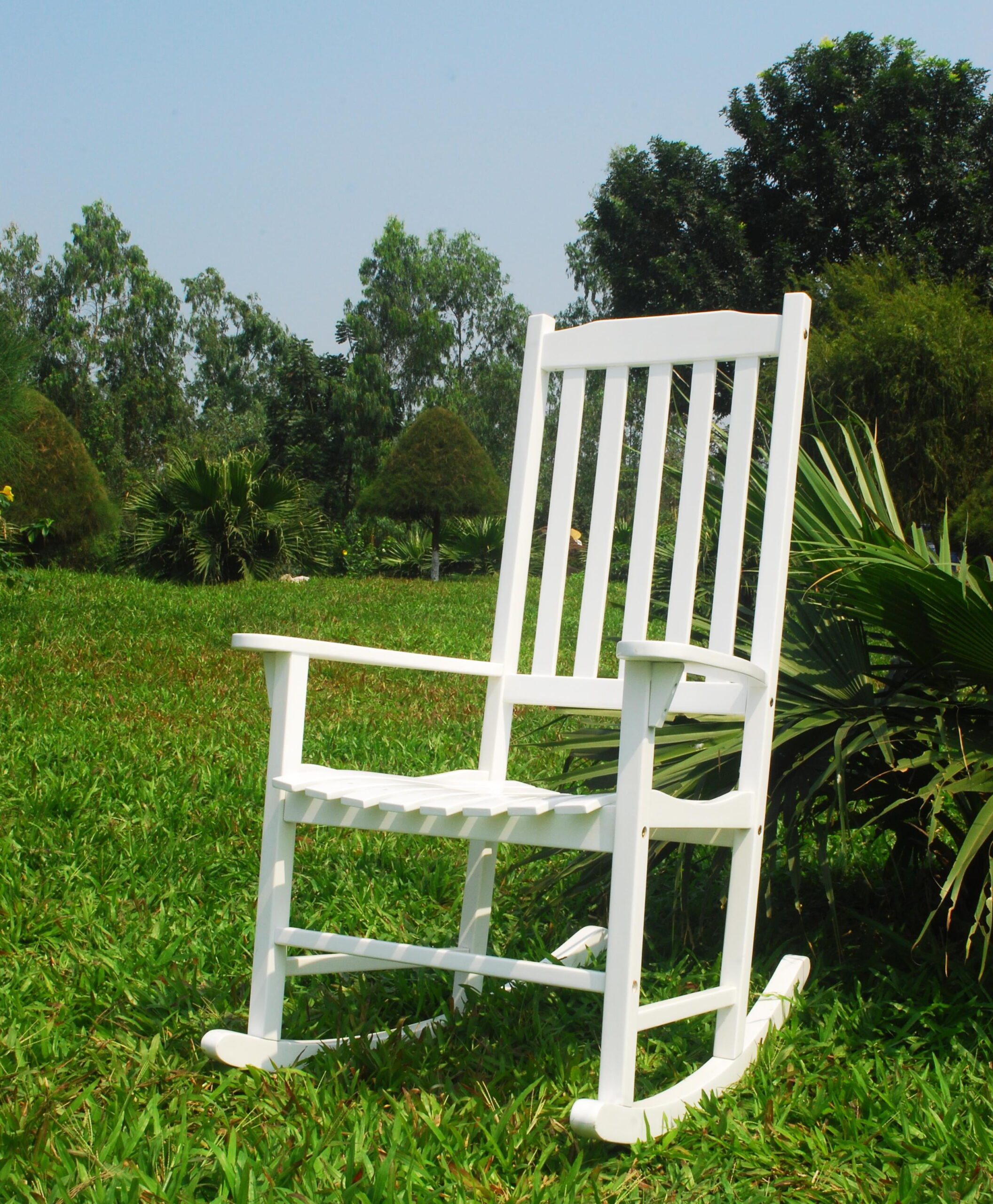 Merrick Pet Food MP28260 Traditional Rocking Chair - White