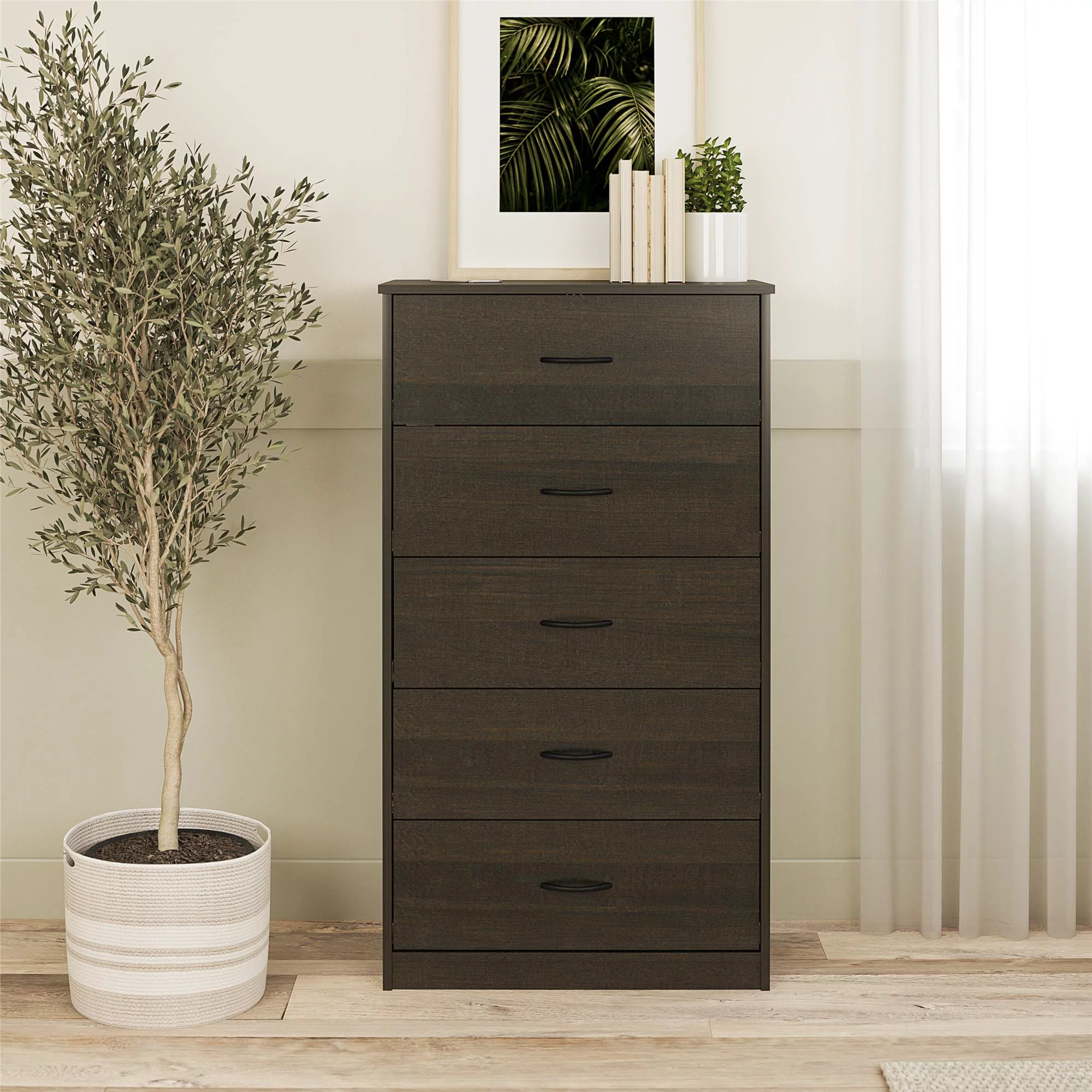 Mainstays Classic 5 Drawer Dresser. Espresso