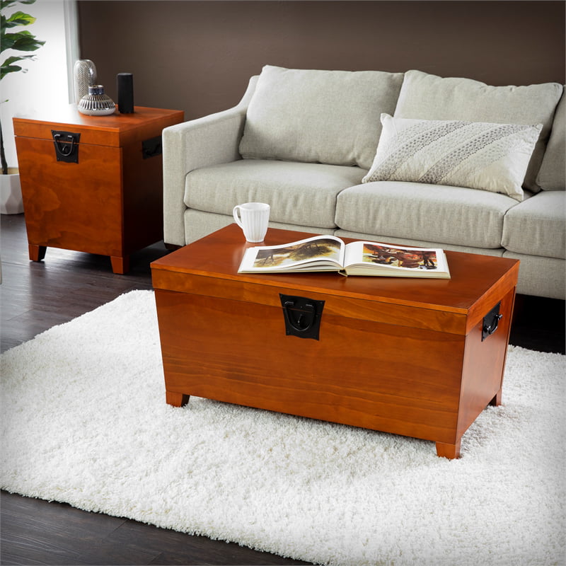 Pyramid Trunk Coffee Table. Transitional style. Mission Oak